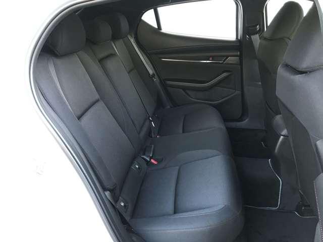 ＭＡＺＤＡ３ファストバック １．５　１５Ｓ　ブラックトーンエディション　衝突被害軽減ブレーキ　全周囲カメラ（5枚目）