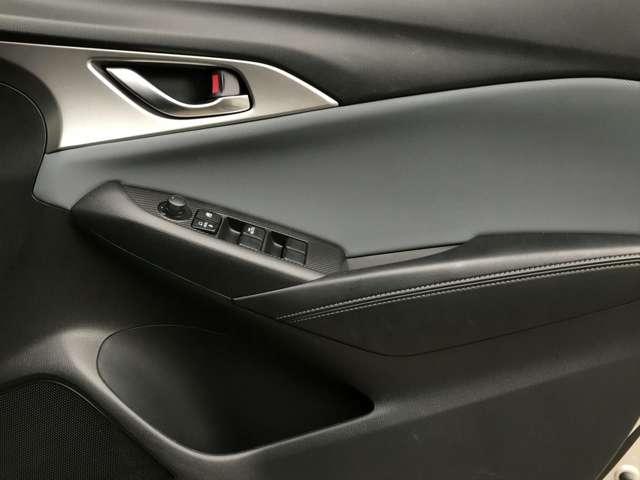 ＣＸ－３ １．５　１５Ｓ　ビビッド　モノトーン　衝突被害軽減ブレーキ　全周囲カメラ　旧サ（19枚目）