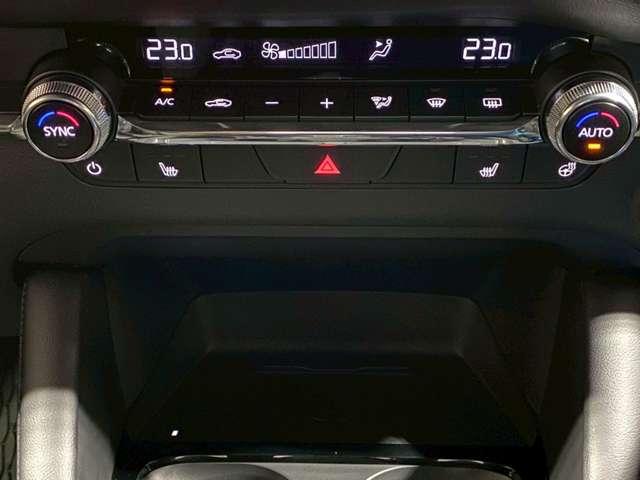 ＭＡＺＤＡ３ファストバック ２．０　２０Ｓ　ツーリング　衝突被害軽減ブレーキ　全周囲カメラ（10枚目）