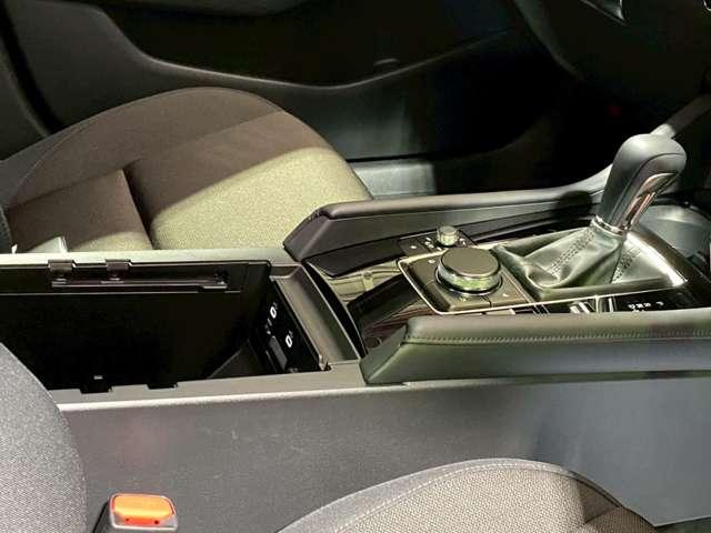 ＭＡＺＤＡ３ファストバック ２．０　２０Ｓ　ツーリング　衝突被害軽減ブレーキ　全周囲カメラ（19枚目）