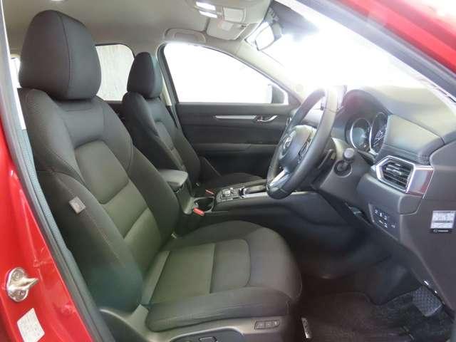 ＣＸ－８ ２．５　２５Ｔ　プロアクティブ　４ＷＤ　自社下取　魂動デザイン　オルガンペダル（4枚目）