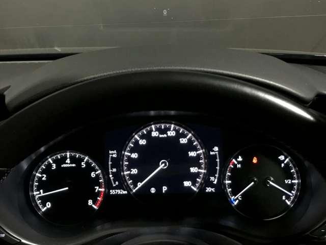 ＭＡＺＤＡ３ファストバック ２．０　２０Ｓ　ブラックトーンエディション　自社下取　魂動デザイン　人馬一体（7枚目）