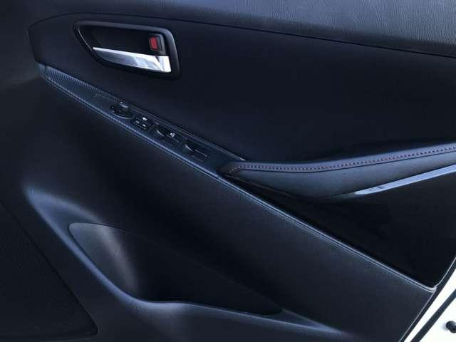 �y�E�C���h�E���b�N�z�^�]�Ȃ̑����암���ł��B�����Ȃ��q�l����������ɊJ���邱�Ƃ̂Ȃ��悤�A�^�]�ȈȊO�̑��𑀍�ł��Ȃ��悤�ɂ���{�^��������܂��B