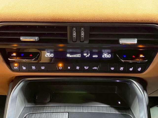 ＣＸ－６０ ３．３　ＸＤハイブリッド　プレミアム　スポーツ　ディーゼルタ　自社下取　魂動デザイン　人馬一体（13枚目）