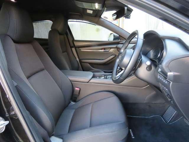 ＭＡＺＤＡ３ファストバック ２．０　２０Ｓ　プロアクティブ　ツーリング　セレクション　自社下取　魂動デザイン　人馬一体（5枚目）