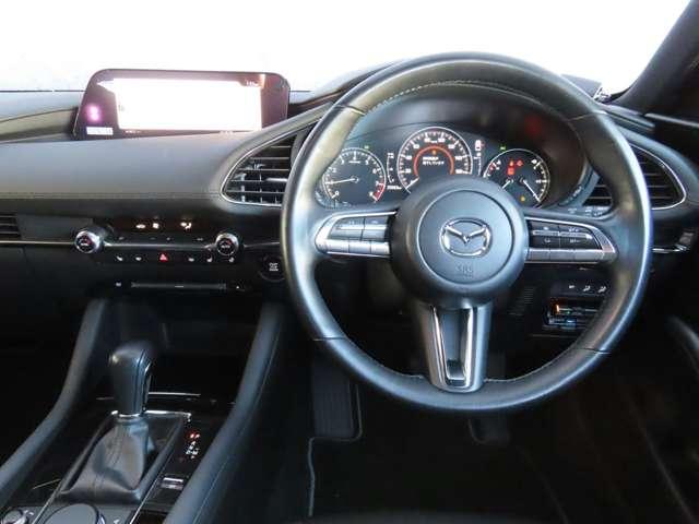 ＭＡＺＤＡ３ファストバック ２．０　２０Ｓ　プロアクティブ　ツーリング　セレクション　自社下取　魂動デザイン　人馬一体（10枚目）
