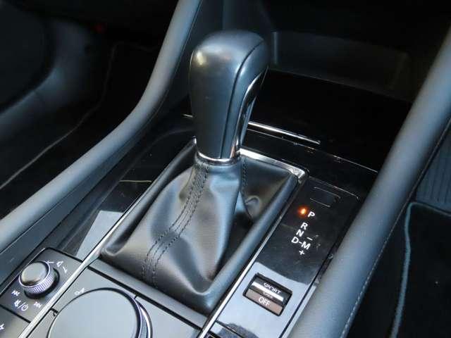 ＭＡＺＤＡ３ファストバック ２．０　２０Ｓ　プロアクティブ　ツーリング　セレクション　自社下取　魂動デザイン　人馬一体（18枚目）