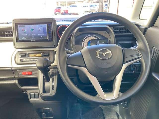 �y�^�]�ȃC���e���A�f�U�C���z���E�Ώ̂̃C���e���A�f�U�C���Ńh���C�o�[���ݍ��݉^�]�ɏW���ł���悤�ɐ݌v����Ă��܂��B