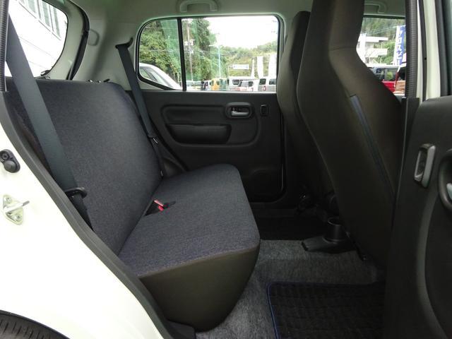 アルト ＨＹＢＲＩＤ　Ｓ　２型　ＦＦ　ＣＶＴ　軽量衝撃吸収ボディー　デュアルカメラブレーキサポート・誤発進抑制機能・後退時ブレーキサポート・後方誤発進抑制機能・リヤパーキングセンサー・車線逸脱警報機能・ふらつき警報機能・先行車発進お知らせ機能・サイドインパクトバー（17枚目）