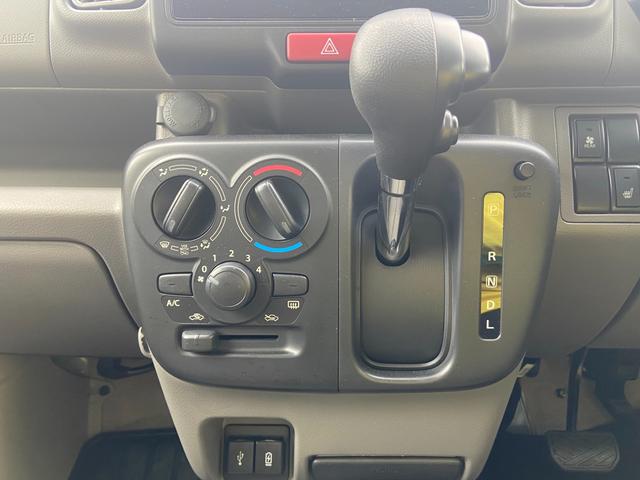 エブリイ ＪＯＩＮ６型　ＦＲ　ＣＶＴ　Ｂカメラ付ディスプレイオーディオ　軽量衝撃吸収ボディ・歩行者傷害軽減ボディー・頭部衝撃軽減構造インテリア（前席）・運転席・助手席ＳＲＳエアバッグ・頚部衝撃緩和フロントシート・デュアルカメラブレーキサポート・誤発進抑制機能（13枚目）