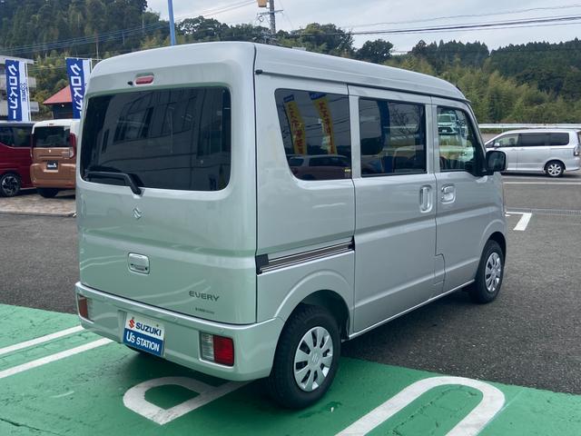 エブリイ ＪＯＩＮ６型　ＦＲ　ＣＶＴ　Ｂカメラ付ディスプレイオーディオ　軽量衝撃吸収ボディ・歩行者傷害軽減ボディー・頭部衝撃軽減構造インテリア（前席）・運転席・助手席ＳＲＳエアバッグ・頚部衝撃緩和フロントシート・デュアルカメラブレーキサポート・誤発進抑制機能（16枚目）