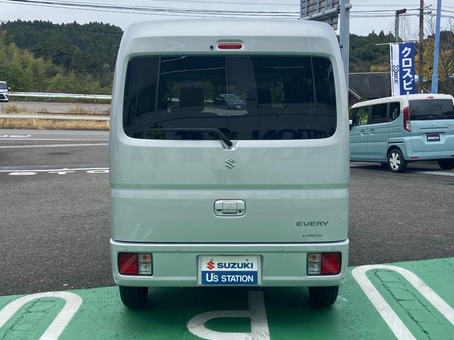 エブリイ ＪＯＩＮ６型　ＦＲ　ＣＶＴ　Ｂカメラ付ディスプレイオーディオ　軽量衝撃吸収ボディ・歩行者傷害軽減ボディー・頭部衝撃軽減構造インテリア（前席）・運転席・助手席ＳＲＳエアバッグ・頚部衝撃緩和フロントシート・デュアルカメラブレーキサポート・誤発進抑制機能（17枚目）