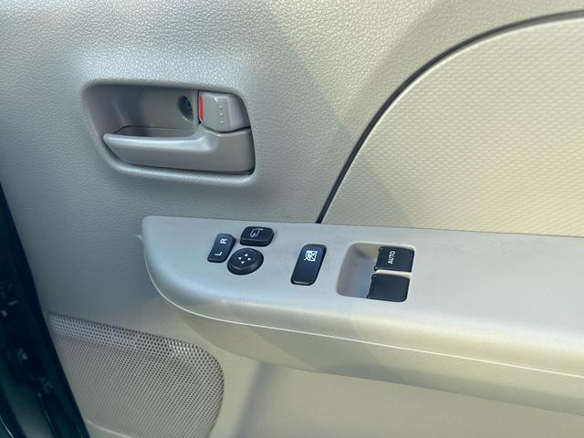 エブリイ ＰＣリミテッド　３型　ＦＲ　４ＡＴ　軽量衝撃吸収ボディー　運転席エアバッグ・助手席エアバッグ・ＡＢＳ・前席シートベルトプリテンショナー・前席シートベルトフォースリミッター・サイドインパクトバー・マニュアルエアコン・集中ドアロック・両側スライドドア（22枚目）