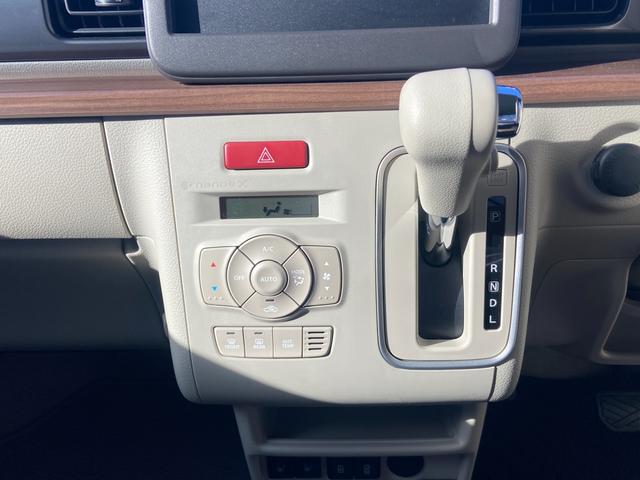 アルトラパンＬＣ ＬＣ　Ｘ　５型　ＦＦ　ＣＶＴ　軽量衝撃吸収ボディー　運転席／助手席エアバッグ・アンチロックブレーキ・サイドインパクトバー・ブレーキアシスト・盗難防止装置・横滑り防止装置・ヒルスタートアシスト・クリアランスソナ・衝突防止装置・衝突軽減装置（12枚目）