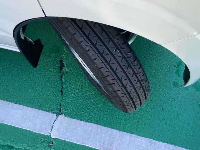 エブリイ ＰＡリミテッド　６型　ＦＲ　ＣＶＴ　軽量衝撃吸収ボディ　デュアルカメラブレーキサポート・歩行者傷害軽減ボディー・頭部衝撃軽減構造インテリア（前席）・運転席・助手席ＳＲＳエアバッグ・頚部衝撃緩和フロントシート・リヤパーキングセンサー・誤発進抑制機能（5枚目）