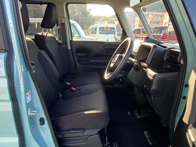 スペーシア ギア　ＨＹＢＲＩＤ　ＸＺ　ＦＦ　ＣＶＴ　全方位ナビゲーション　アダプティブクルーズコントロール［全車速追従機能・停止保持機能付］・デュアルセンサーブレーキサポートＩＩ・誤発進抑制機能・後方誤発進抑制機能・低速時ブレーキサポート（前進・後退）・パーキングセンサー（9枚目）