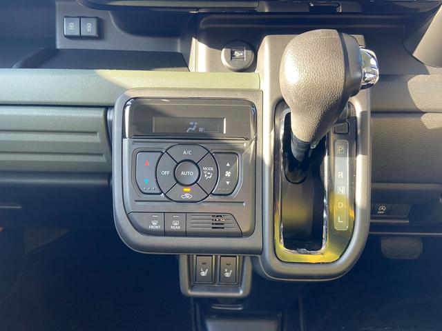 スペーシア ギア　ＨＹＢＲＩＤ　ＸＺ　ＦＦ　ＣＶＴ　全方位ナビゲーション　アダプティブクルーズコントロール［全車速追従機能・停止保持機能付］・デュアルセンサーブレーキサポートＩＩ・誤発進抑制機能・後方誤発進抑制機能・低速時ブレーキサポート（前進・後退）・パーキングセンサー（14枚目）