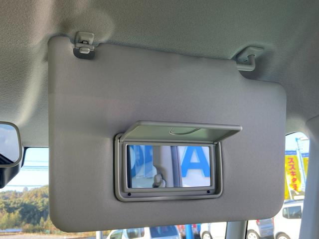 スペーシア ギア　ＨＹＢＲＩＤ　ＸＺ　ＦＦ　ＣＶＴ　全方位ナビゲーション　アダプティブクルーズコントロール［全車速追従機能・停止保持機能付］・デュアルセンサーブレーキサポートＩＩ・誤発進抑制機能・後方誤発進抑制機能・低速時ブレーキサポート（前進・後退）・パーキングセンサー（23枚目）