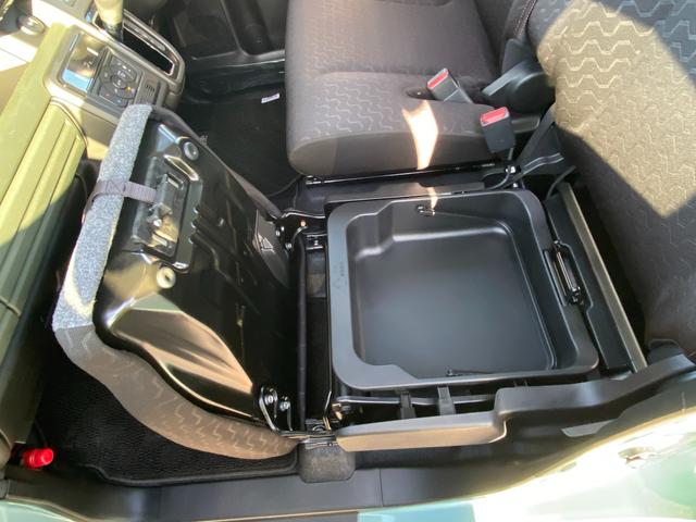 スペーシア ギア　ＨＹＢＲＩＤ　ＸＺ　ＦＦ　ＣＶＴ　全方位ナビゲーション　アダプティブクルーズコントロール［全車速追従機能・停止保持機能付］・デュアルセンサーブレーキサポートＩＩ・誤発進抑制機能・後方誤発進抑制機能・低速時ブレーキサポート（前進・後退）・パーキングセンサー（26枚目）