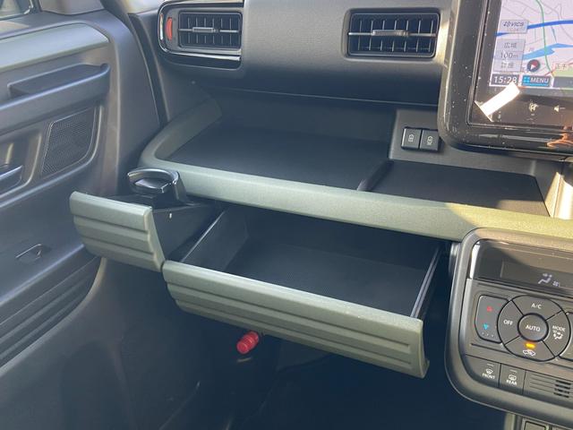 スペーシア ギア　ＨＹＢＲＩＤ　ＸＺ　ＦＦ　ＣＶＴ　全方位ナビゲーション　アダプティブクルーズコントロール［全車速追従機能・停止保持機能付］・デュアルセンサーブレーキサポートＩＩ・誤発進抑制機能・後方誤発進抑制機能・低速時ブレーキサポート（前進・後退）・パーキングセンサー（30枚目）