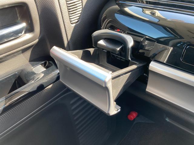 スペーシア カスタム　ＨＹＢＲＩＤ　ＸＳターボ　２型　ＦＦ　ＣＶＴ　運転席エアバッグ・助手席エアバッグ・サイドエアバッグ・サイドインパクトバー・軽量衝撃吸収ボディ・盗難防止装置・カーテンエアバッグ・横滑り防止装置・衝突防止装置・衝突軽減装置・クルーズコントロール（23枚目）