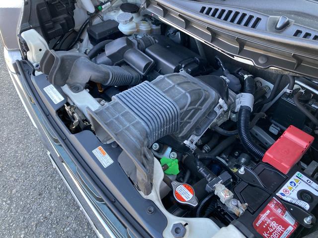 スペーシア カスタム　ＨＹＢＲＩＤ　ＸＳターボ　２型　ＦＦ　ＣＶＴ　運転席エアバッグ・助手席エアバッグ・サイドエアバッグ・サイドインパクトバー・軽量衝撃吸収ボディ・盗難防止装置・カーテンエアバッグ・横滑り防止装置・衝突防止装置・衝突軽減装置・クルーズコントロール（66枚目）