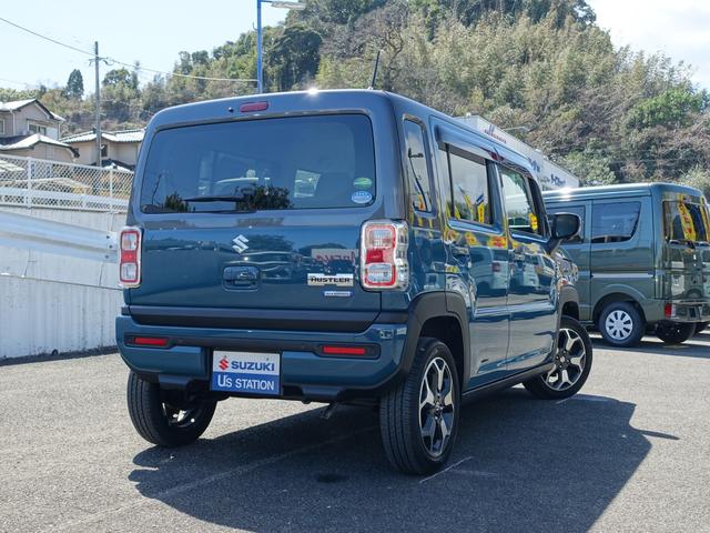 ハスラー ＨＹＢＲＩＤ　Ｘ　ＦＦ　ＣＶＴ　全方位モニターナビゲーション　軽量衝撃吸収ボディ・運転席エアバッグ・助手席エアバッグ・サイドエアバッグ・サイドインパクトバー・盗難防止装置・カーテンエアバッグ・横滑り防止装置・衝突防止装置・衝突軽減装置・クリアランスソナー（6枚目）