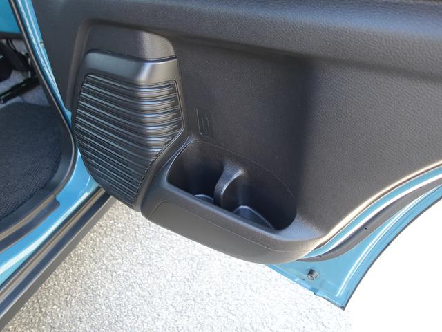 ハスラー ＨＹＢＲＩＤ　Ｘ　ＦＦ　ＣＶＴ　全方位モニターナビゲーション　軽量衝撃吸収ボディ・運転席エアバッグ・助手席エアバッグ・サイドエアバッグ・サイドインパクトバー・盗難防止装置・カーテンエアバッグ・横滑り防止装置・衝突防止装置・衝突軽減装置・クリアランスソナー（58枚目）