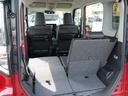 【ラゲッジ】簡単に後部座席を倒すことでき荷室が広がります。大型のスーツケース、アウトドア用品などを積むことが容易になります。