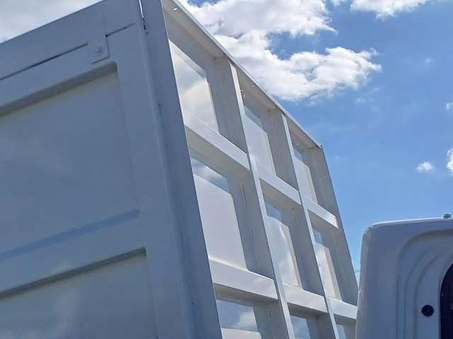 キャンター ダンプ　Ｈ１７年式　キャンター３トン深ダンプ　高床　ダンプ式　ＤＰＤ無し全塗装済み　ボディーフェライト系ステン張り　積載量３０００ＫＧ　内寸３０５０Ｘ１６１０Ｘ１０４０（18枚目）