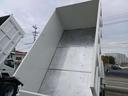 ダンプ　Ｈ１７年式　キャンター３トン深ダンプ　高床　ダンプ式　ＤＰＤ無し全塗装済み　ボディーフェライト系ステン張り　積載量３０００ＫＧ　内寸３０５０Ｘ１６１０Ｘ１０４０（16枚目）