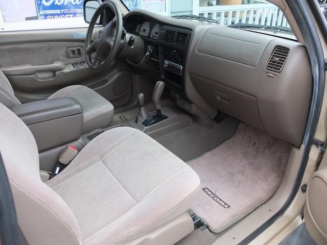 タコマ ダブルキャブ SR5 TRD(10枚目)