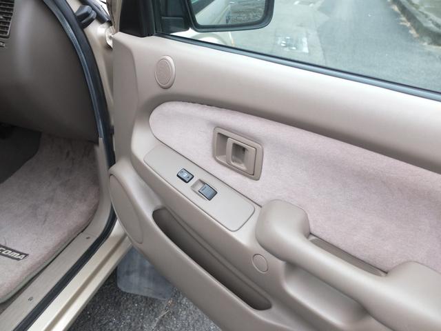 タコマ ダブルキャブ SR5 TRD(11枚目)