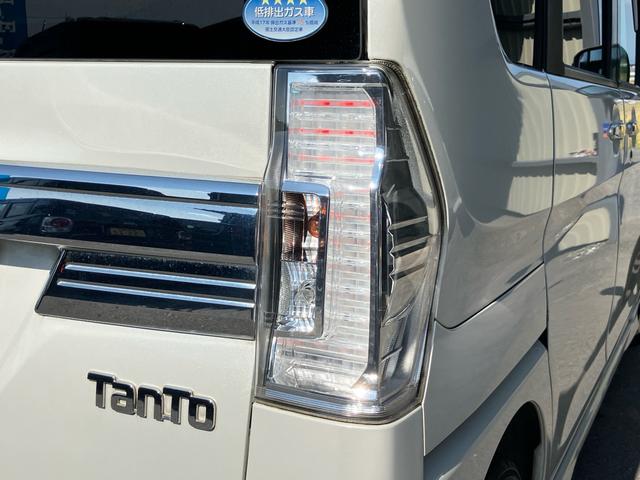 タント カスタムＲＳ　インタークーラーターボ　オートヘッドライト　両側パワースライドドア　ナビＴＶ　バックカメラ　Ｂｌｕｅｔｏｏｔｈ　ＤＶＤ　ＣＤ　スマートキー　プッシュスタート　アイドリングストップ（16枚目）