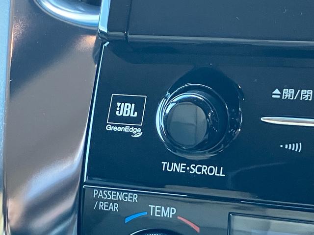 ヴェルファイアハイブリッド V Lエディション 7人乗り ナビTV Bluetooth フリップダウンモニター JBLサウンド レザーパワーシート シートヒーター オットマン クルーズコントロール 両側パワースライドドア(40枚目)