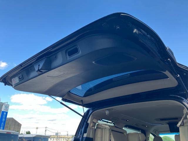 ヴェルファイアハイブリッド V Lエディション 7人乗り ナビTV Bluetooth フリップダウンモニター JBLサウンド レザーパワーシート シートヒーター オットマン クルーズコントロール 両側パワースライドドア(56枚目)