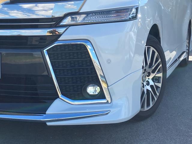 ヴェルファイア ２．５Ｚ　Ｇエディション　７人乗り　モデリスタエアロ　マフラー　Ｗサンルーフ　ナビＴＶ　バックカメラ　フリップダウンモニター　両側パワースライドドア　ＥＴＣ　パワーバックドア　パワーシート　クルーズコントロール（9枚目）