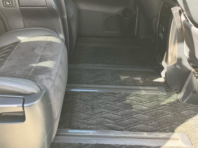 ヴェルファイア ２．５Ｚ　Ｇエディション　７人乗り　モデリスタエアロ　マフラー　Ｗサンルーフ　ナビＴＶ　バックカメラ　フリップダウンモニター　両側パワースライドドア　ＥＴＣ　パワーバックドア　パワーシート　クルーズコントロール（48枚目）