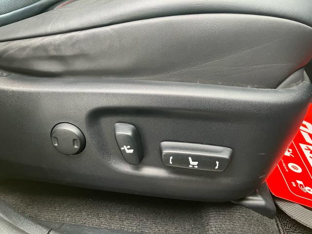 ＮＸ ＮＸ２００ｔ　Ｆスポーツ　レザーパワーシート　シートヒーター　ナビ　フルセグＴＶ　Ｂｌｕｅｔｏｏｔｈ　バックカメラ　ハンドルヒーター　パワートランク　クルーズコントロール　前後ドライブレコーダー（18枚目）