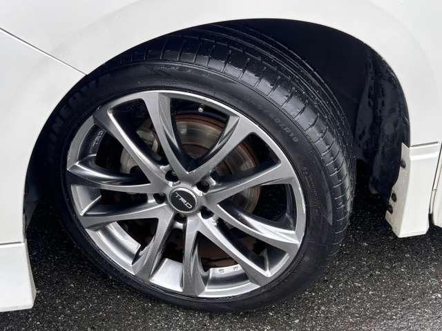 アルファード ２．５Ｓ　Ｃパッケージ　ＴＲＤフルエアロ・ＴＲＤマフラー・パワーバックドア・後席パワーシートシートヒーター・ＡＣ１００Ｖ１００Ｗ・サンルーフ・後席モニタ・ステアヒータ・ＥＴＣ２．０・ナビＴＶ・Ｂカメラ・ドラレコ（15枚目）