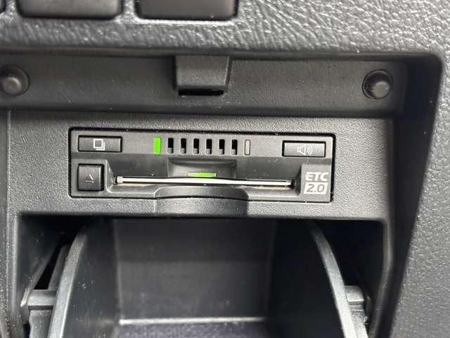 アルファード ２．５Ｓ　Ｃパッケージ　ＴＲＤフルエアロ・ＴＲＤマフラー・パワーバックドア・後席パワーシートシートヒーター・ＡＣ１００Ｖ１００Ｗ・サンルーフ・後席モニタ・ステアヒータ・ＥＴＣ２．０・ナビＴＶ・Ｂカメラ・ドラレコ（33枚目）