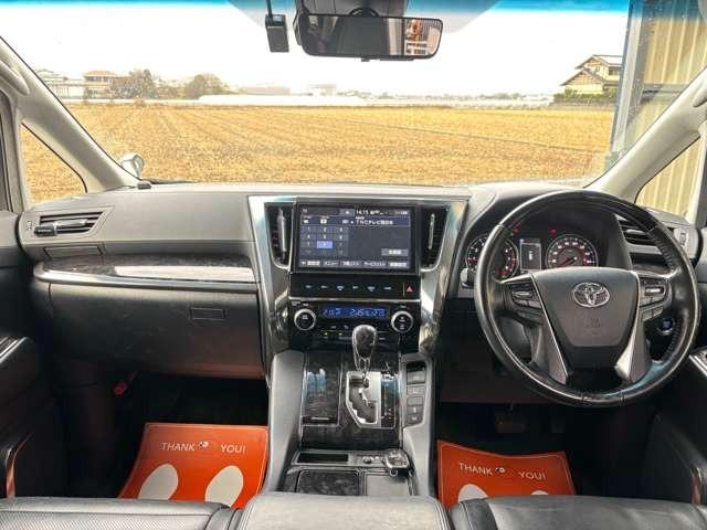 アルファード ２．５Ｓ　Ｃパッケージ　ＴＲＤフルエアロ・ＴＲＤマフラー・パワーバックドア・後席パワーシートシートヒーター・ＡＣ１００Ｖ１００Ｗ・サンルーフ・後席モニタ・ステアヒータ・ＥＴＣ２．０・ナビＴＶ・Ｂカメラ・ドラレコ（44枚目）