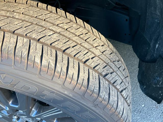 ランドクルーザー２５０ ＶＸ　モデリスタパッケージ　プロテクションフィルム　シグネチャーイルミ　レザーパワーシート　サンルーフ　クルーズコントロール　ＪＢＬ　アラウンドビューモニタ　Ｂｌｕｅｔｏｏｔｈ　ＥＴＣ２．０　パワートランク（12枚目）