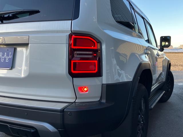 ランドクルーザー２５０ ＶＸ　モデリスタパッケージ　プロテクションフィルム　シグネチャーイルミ　レザーパワーシート　サンルーフ　クルーズコントロール　ＪＢＬ　アラウンドビューモニタ　Ｂｌｕｅｔｏｏｔｈ　ＥＴＣ２．０　パワートランク（18枚目）