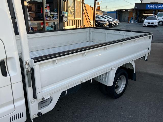 ボンゴトラック 　ナビ　ＥＴＣ　コラムＡＴ　リヤＷタイヤ　積載量８５０ｋｇ　荷台内寸２４６５×１６００　３方開　あおりカバー　エアコン　パワステ　パワーウィンドウ　Ｗエアバッグ（9枚目）