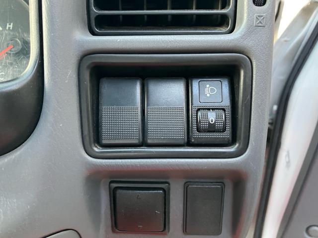 ボンゴトラック 　ナビ　ＥＴＣ　コラムＡＴ　リヤＷタイヤ　積載量８５０ｋｇ　荷台内寸２４６５×１６００　３方開　あおりカバー　エアコン　パワステ　パワーウィンドウ　Ｗエアバッグ（37枚目）