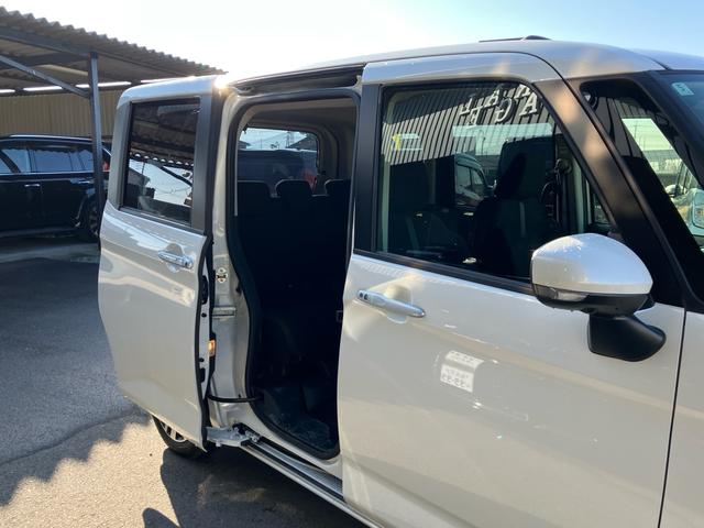 ルーミー 　アンドロイドオート　アップルカープレイ　Ｂｌｕｅｔｏｏｔｈ　ＵＳＢ　アラウンドビューモニター　フルセグＴＶ　オートＬＥＤライト　クルーズコントロール　両側電動スライドドア　シートヒーター（16枚目）