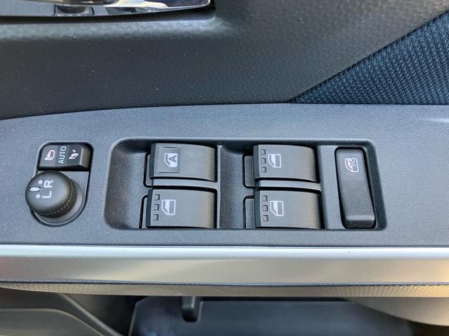 ルーミー 　アンドロイドオート　アップルカープレイ　Ｂｌｕｅｔｏｏｔｈ　ＵＳＢ　アラウンドビューモニター　フルセグＴＶ　オートＬＥＤライト　クルーズコントロール　両側電動スライドドア　シートヒーター（21枚目）