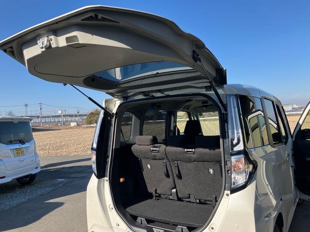 ルーミー 　アンドロイドオート　アップルカープレイ　Ｂｌｕｅｔｏｏｔｈ　ＵＳＢ　アラウンドビューモニター　フルセグＴＶ　オートＬＥＤライト　クルーズコントロール　両側電動スライドドア　シートヒーター（50枚目）