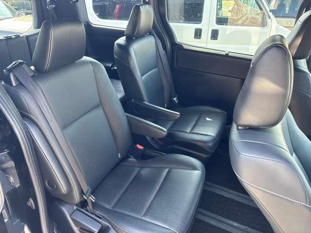 �V�ԁA���ÎԁA�����̔��������ԑS�ʍ������恙�Ԍ����e��p�[�c�̔����t�B�����{�H���C���S�ʁ�����h�����e��ی���舵���ȂǎԊ֘A�ő����I�ɉc�Ƃ��Ă���܂��I